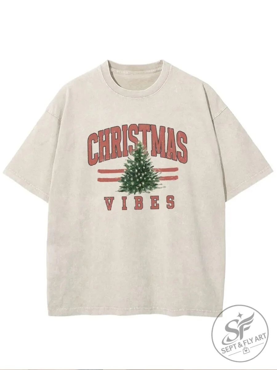 Vintage Christmas Vibes Oversized Washed Holiday Tree T-Shirt